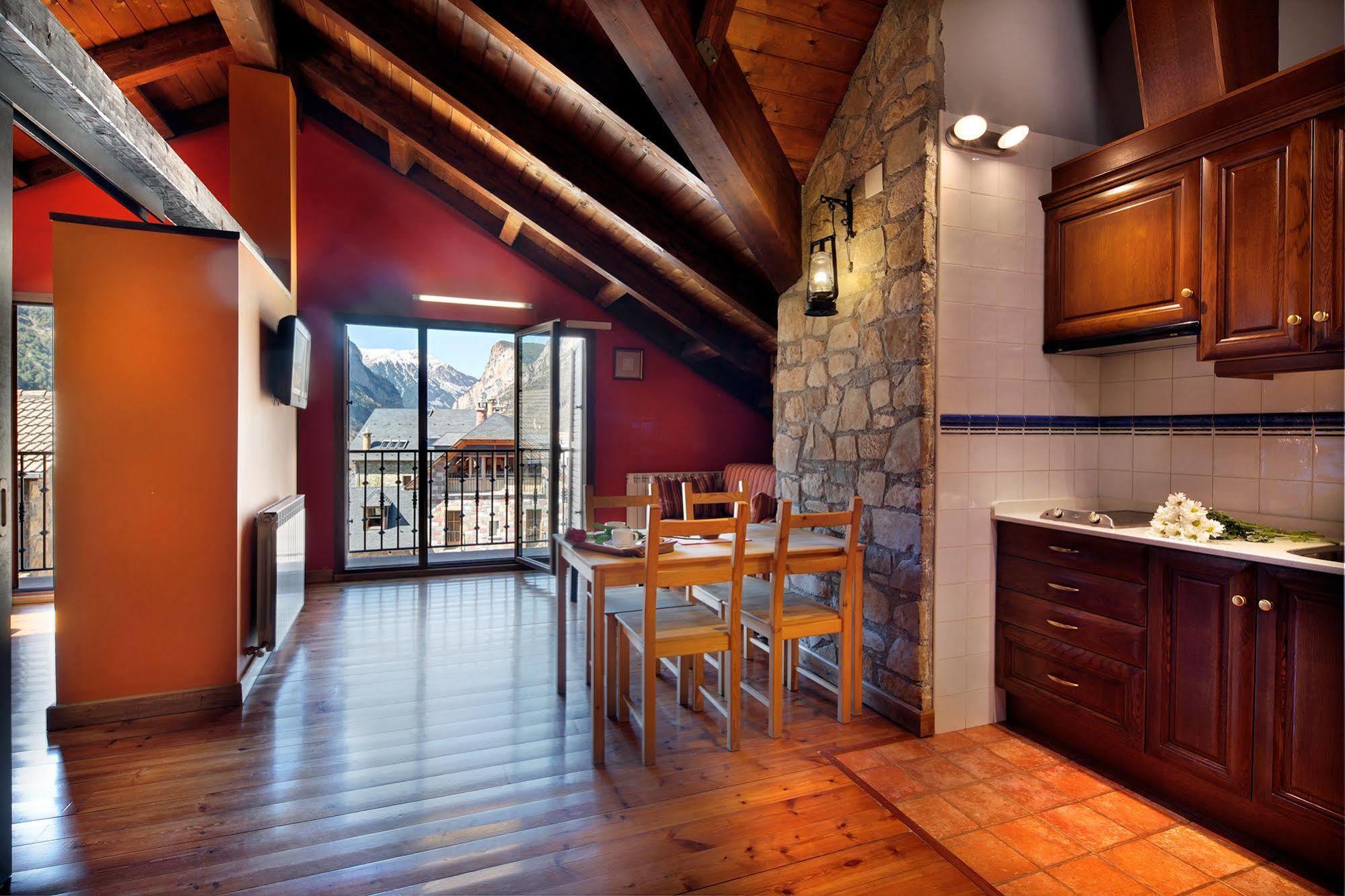 Villa De Plan Apartments&Suites Exterior photo